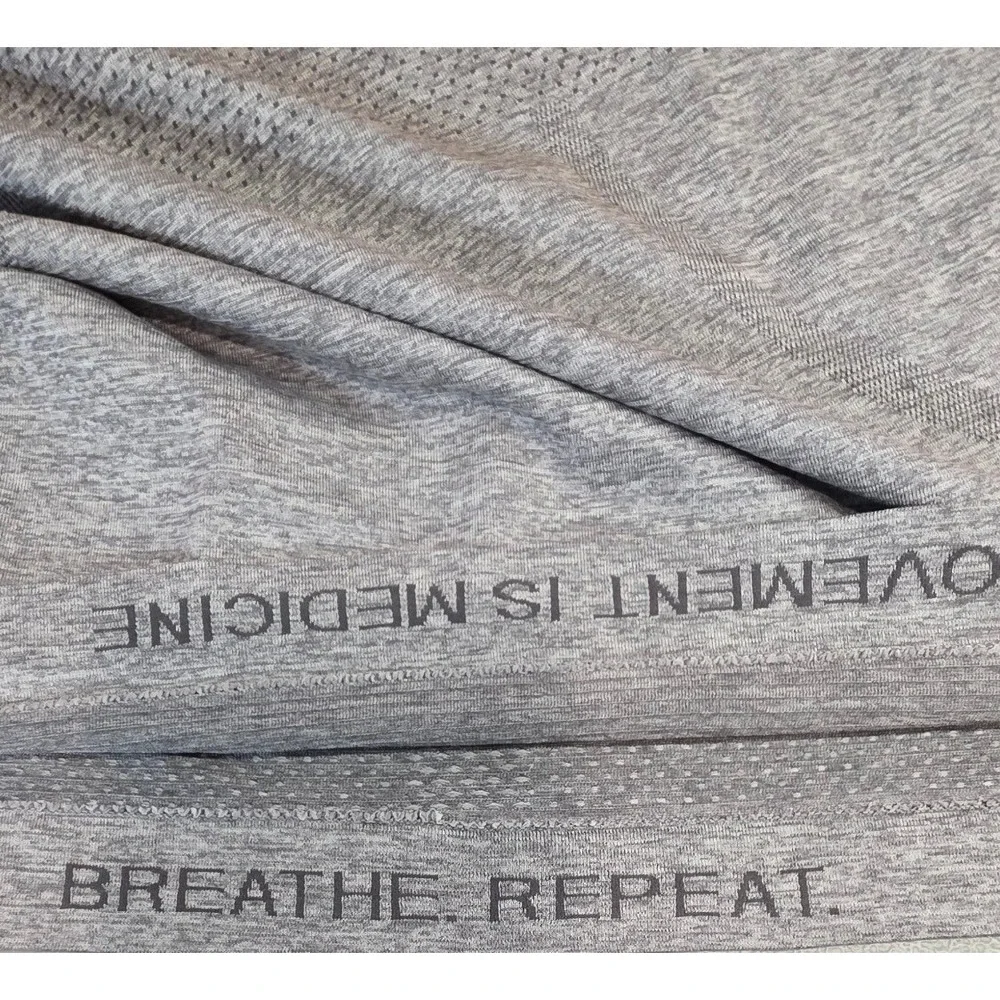 Lululemon Womens 8 Swiftly‎ Tech Racerback Tank Top with Logo in Grey